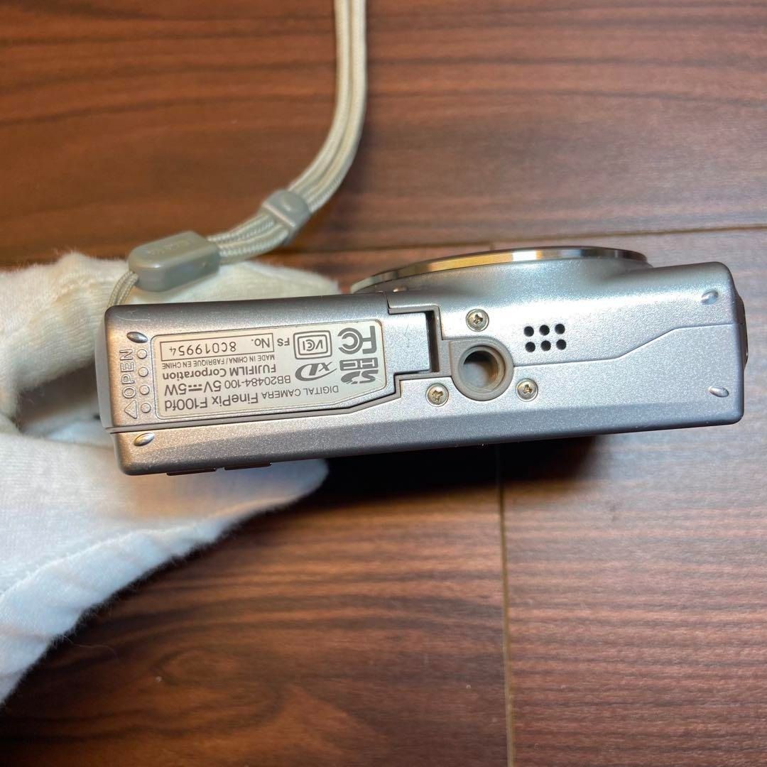 FUJIFILM FinePix F100fd デジカメ ほぼ新品 4640 FUJIFILM FinePix