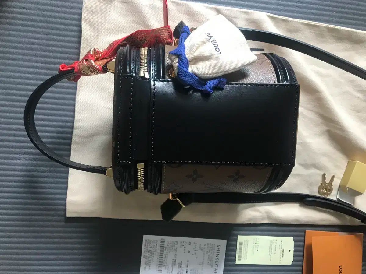 Vuitton ルイヴィトン