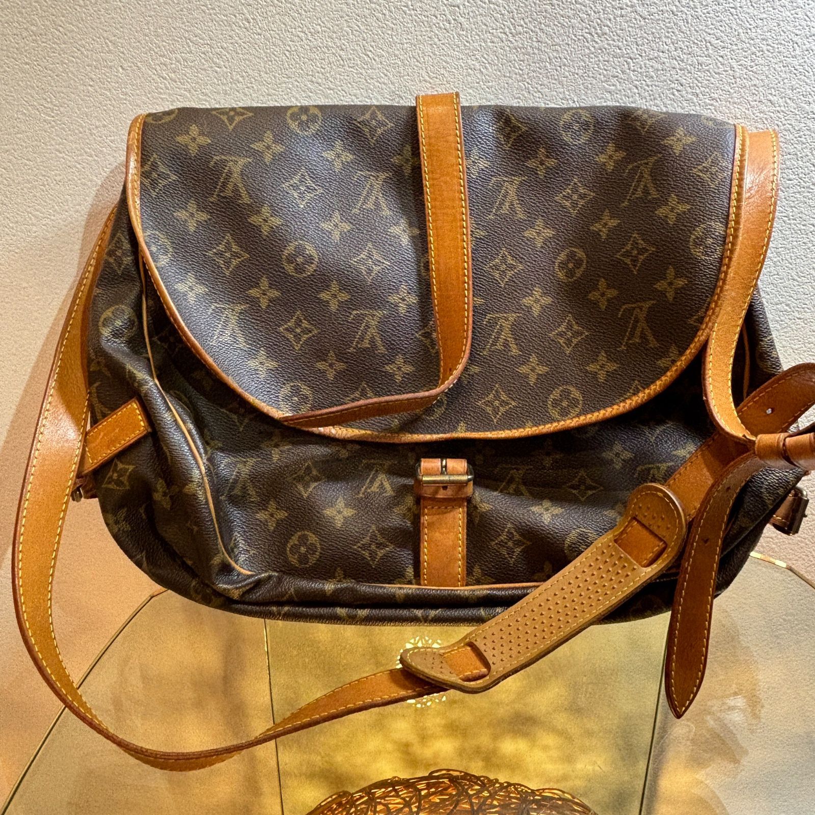 ΩNA2688 大人気！LOUIS VUITTON ルイヴィトン ソミュール35