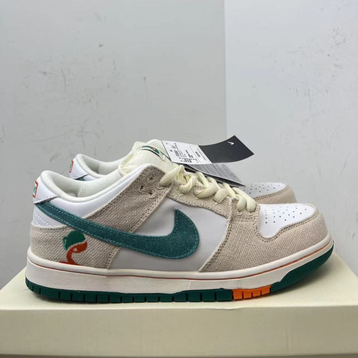 新品未使用 ナイキ Jarritos x Nike Dunk SB 