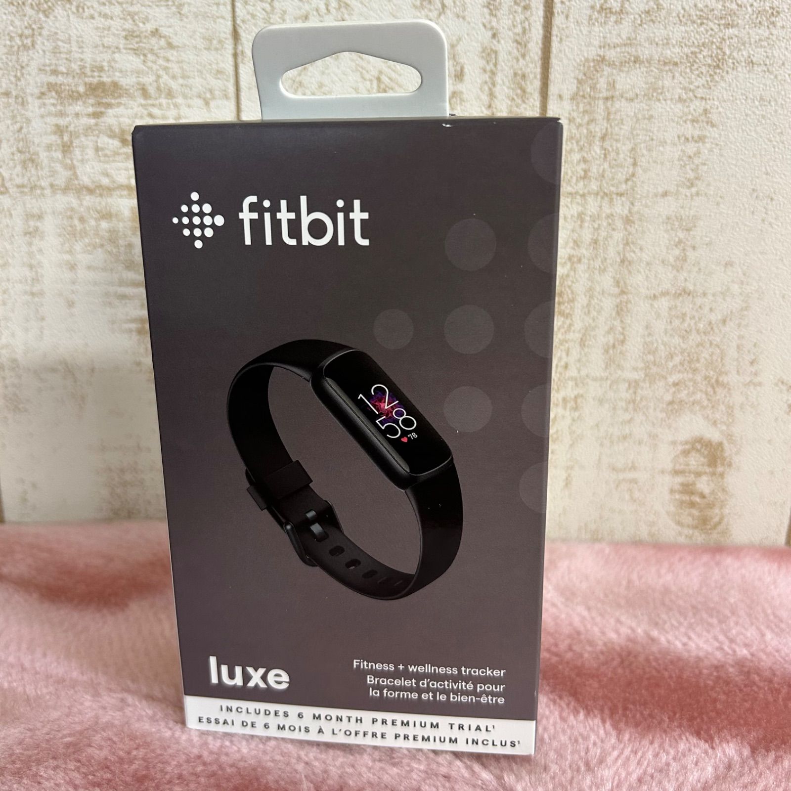 新品未開封》Fitbit LUXE BLACK/GRAPHITE BLACK - メルカリ 