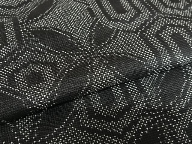 平和屋着物●本場大島紬　一元7マルキ　手織り　花七宝文　黒地　証紙付き　正絹　逸品　AAAW9091zg 平和屋着物○本場大島紬 一元7マルキ 手織り 花七宝文 黒地 証紙付き