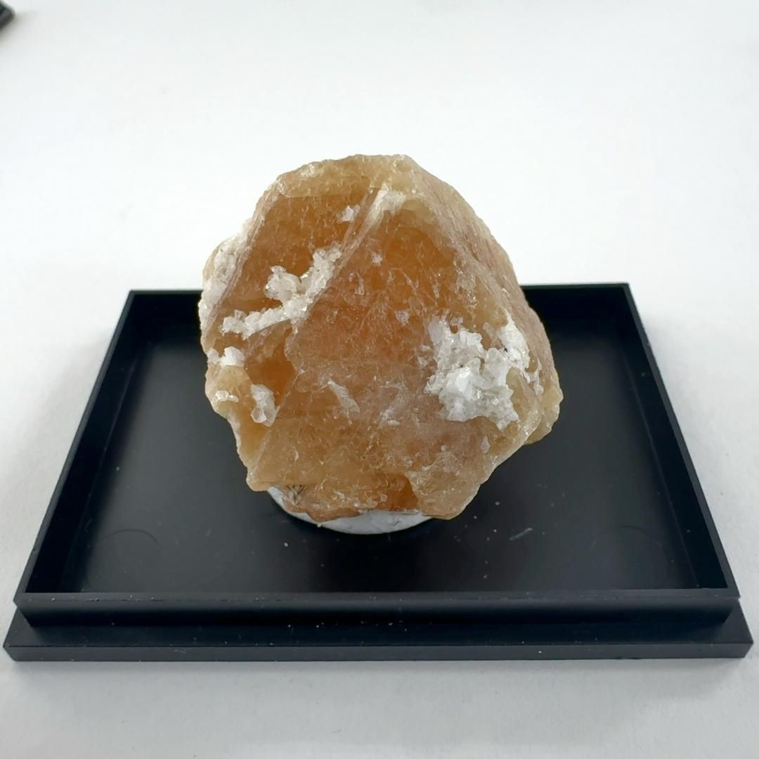E29861】蛍光鉱物 灰重石 タングステン シェーライト 天然石 鉱物 原石