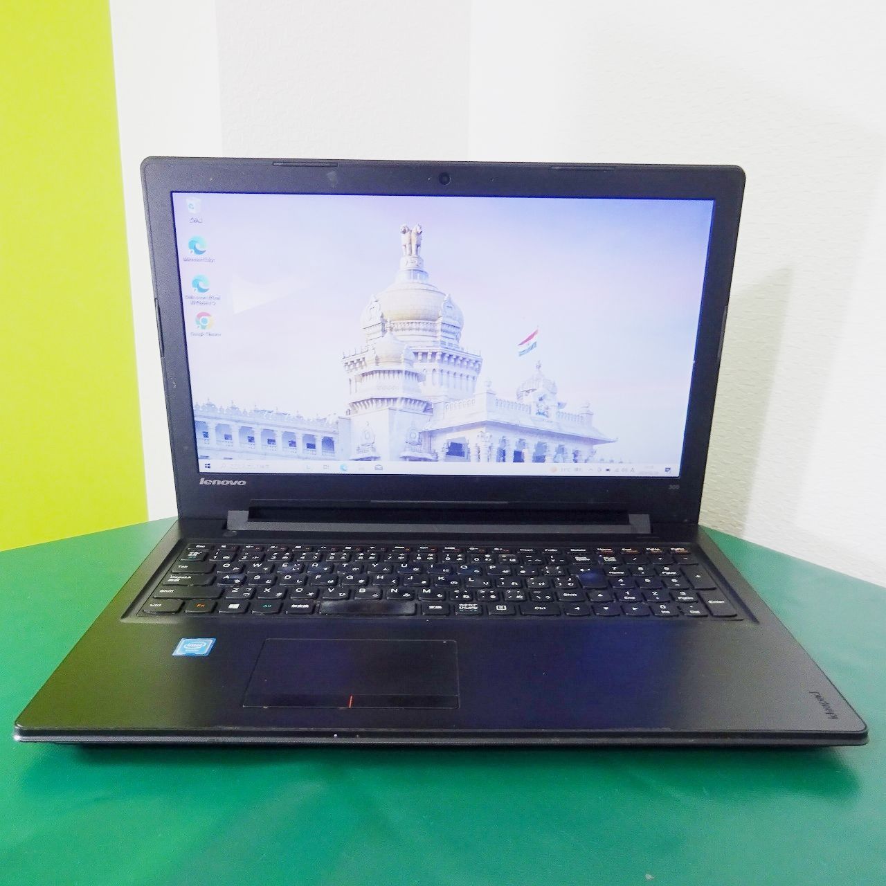 Lenovo ideapad 300-15IBR Windows10