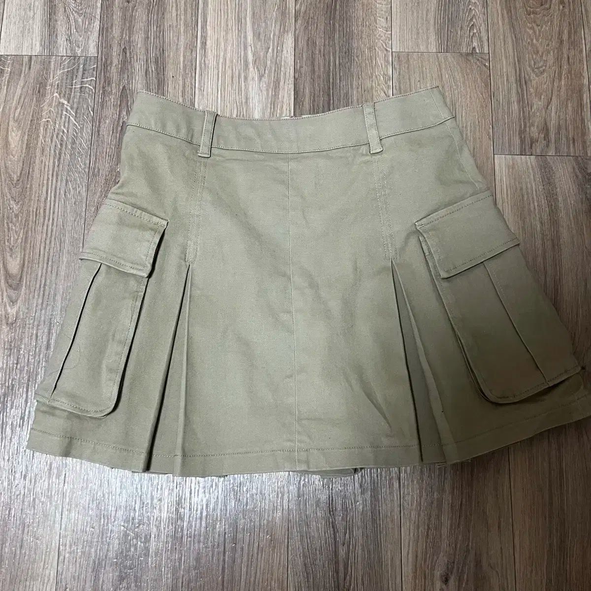 カーゴスカートパンツ