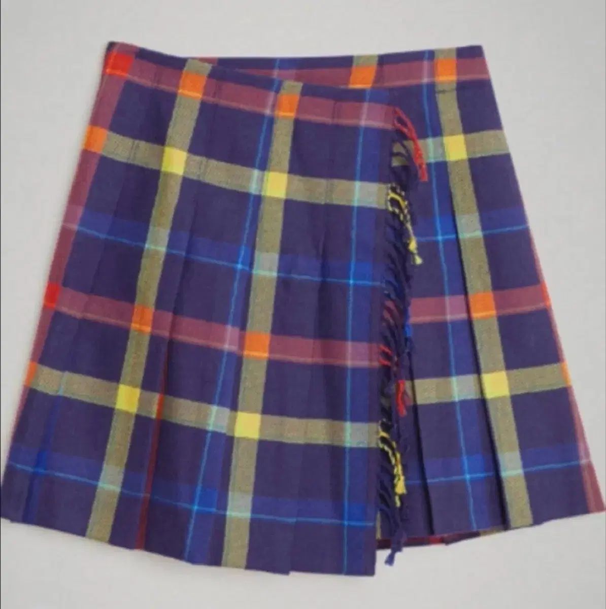 BURBERRY(バーバリー ) ラップスカート (ドライ 44 または 子供