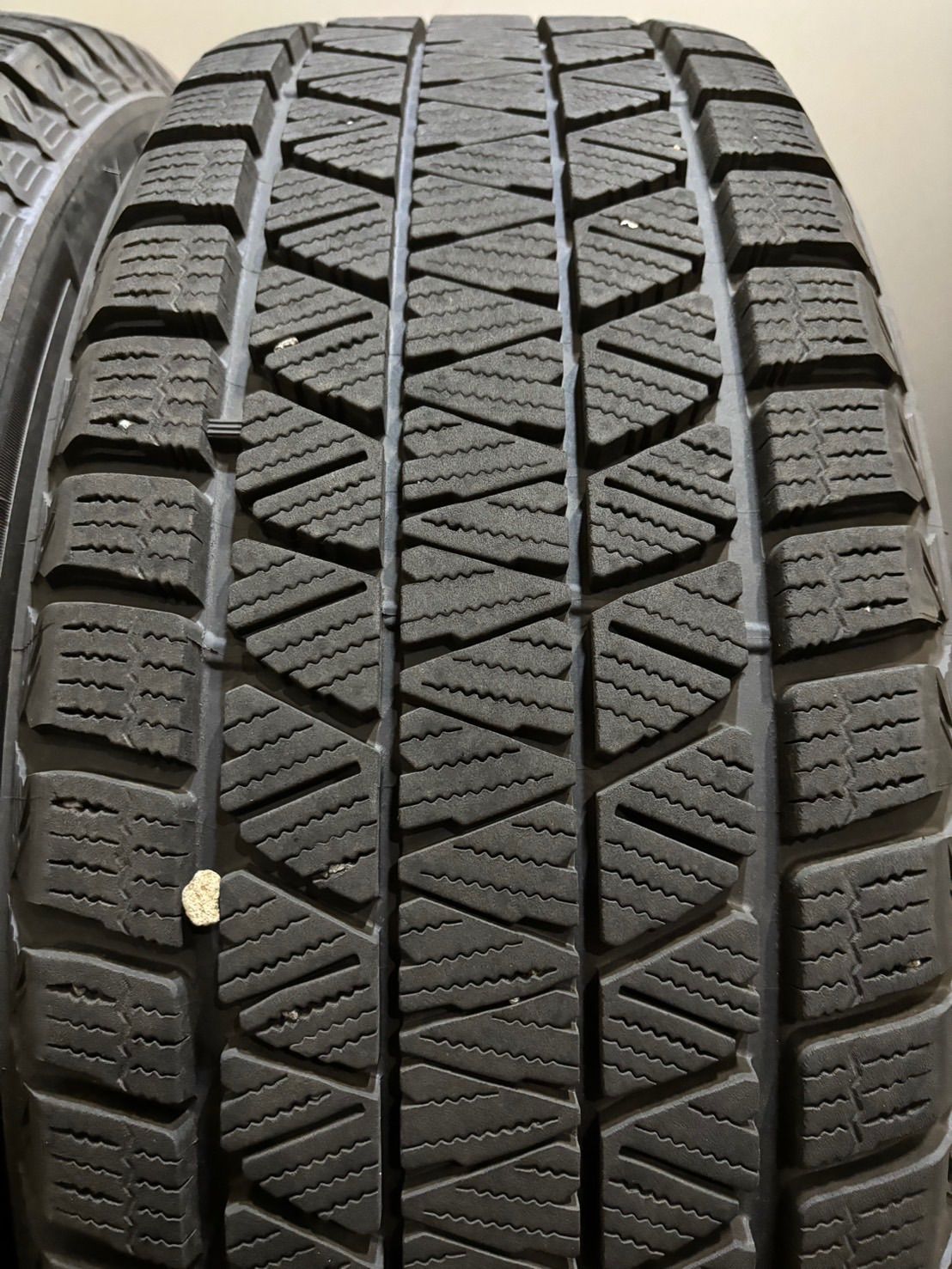235 55R19 BRIDGESTONE DM-V3 23年 トヨタ RAV4 アドベンチャー 純正 19インチ 7.5J 40 114.3 5H スタッドレス 4本 ハリアー 南9-K117 FFCRYSTALESIA_COM