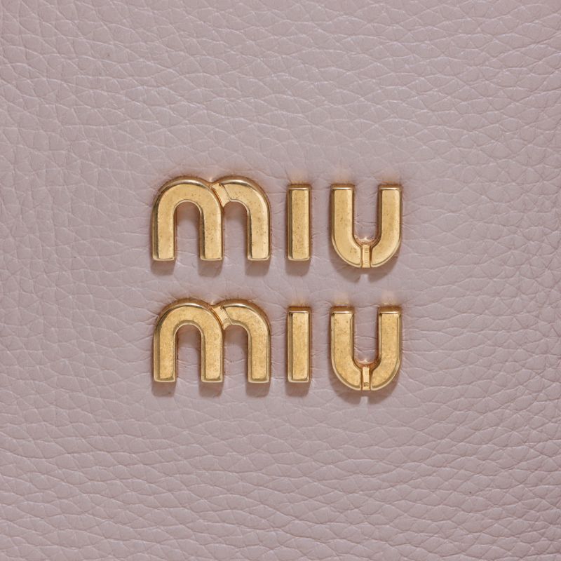 miumiu ミュウミュウ ヴィッテロシャインレザー 2wayショルダーバッグ MIUMIU ミュウミュウ ヴィッテロ シャイン 2WAY ハンドバッグ
