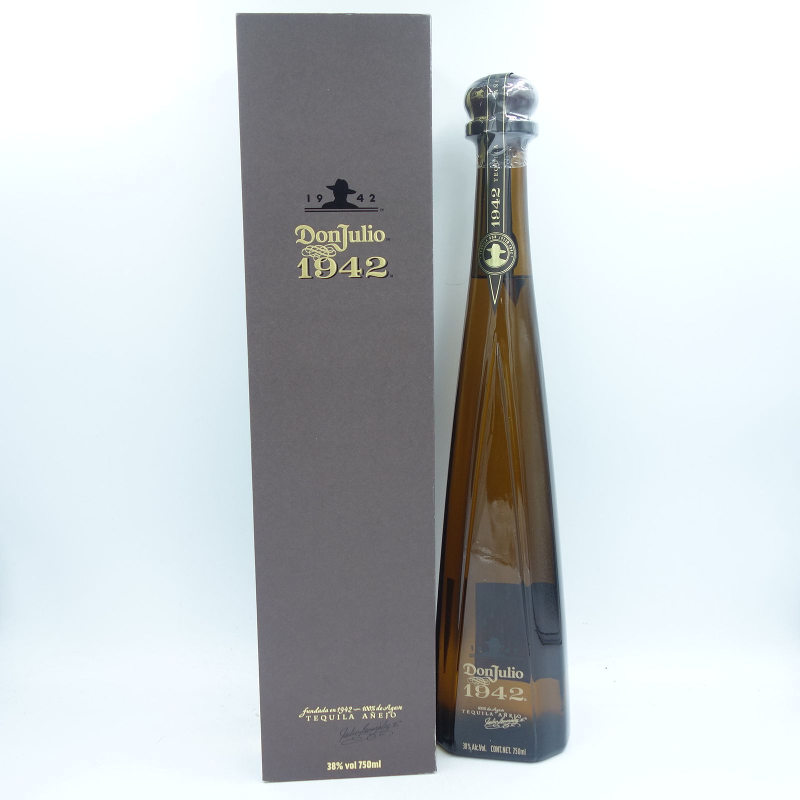 ドン フリオ Don Julio 1942 テキーラ 750ml 箱入り Amazon.co.jp: Don