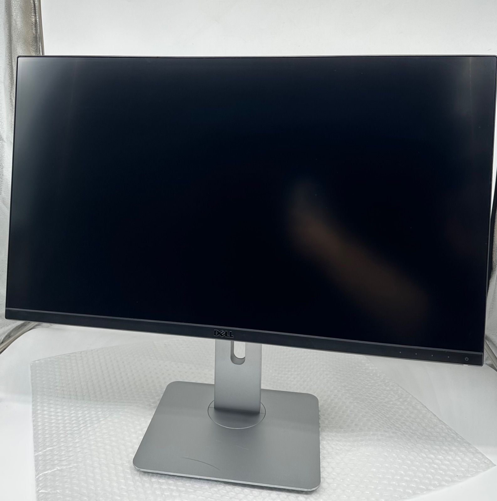 Dell デジタルハイエンドシリーズ U2715Hc 27インチモニタ 2560×1440 Dell デジタルハイエンドシリーズ U2715Hc 27インチモニタ 2560×1440