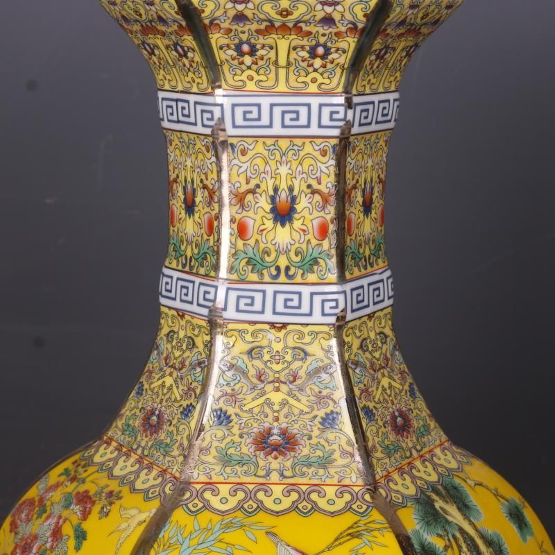 清乾隆蒔金琺瑯彩花鳥六方瓶 景徳鎮 陶磁器 装飾品 現代