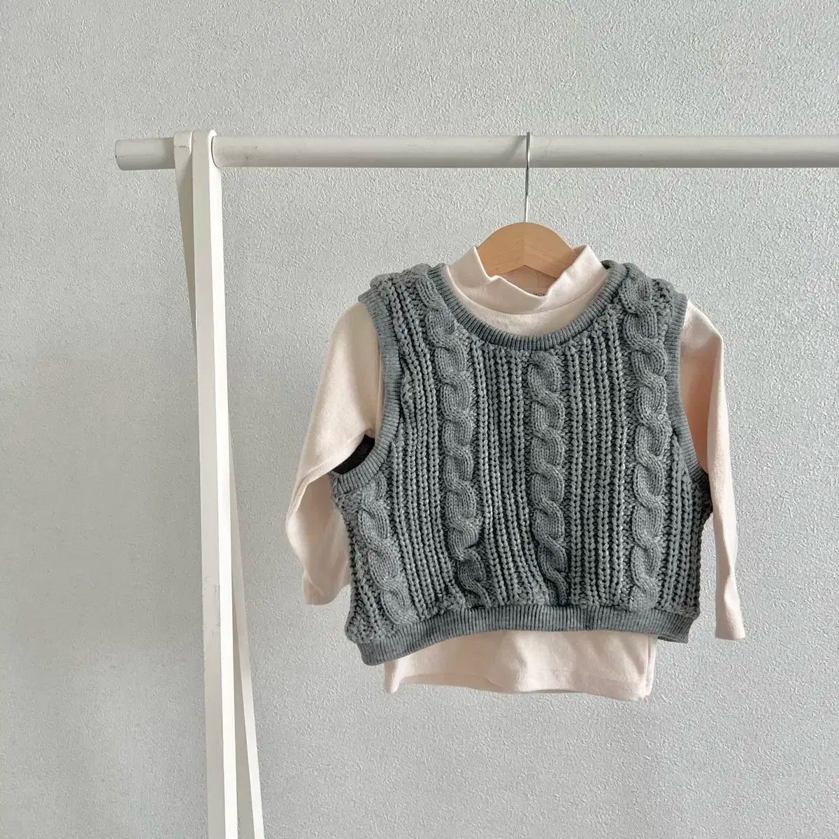 ベビーニットベスト Tシャツ xs ニットベスト（キッズ・ベビー