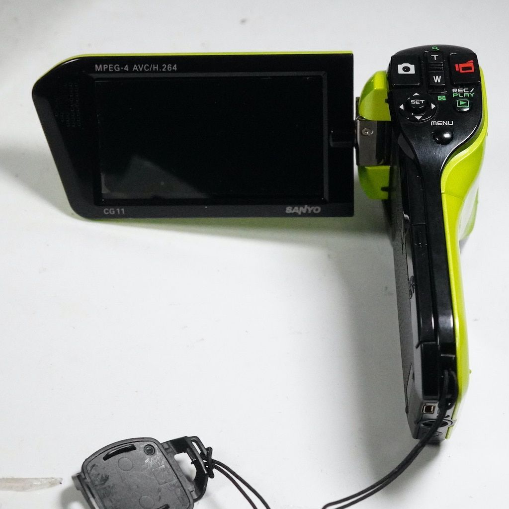 ヨドバシ.com - サンヨー SANYO Xacti(ザクティ) オレンジ DMX-CG11