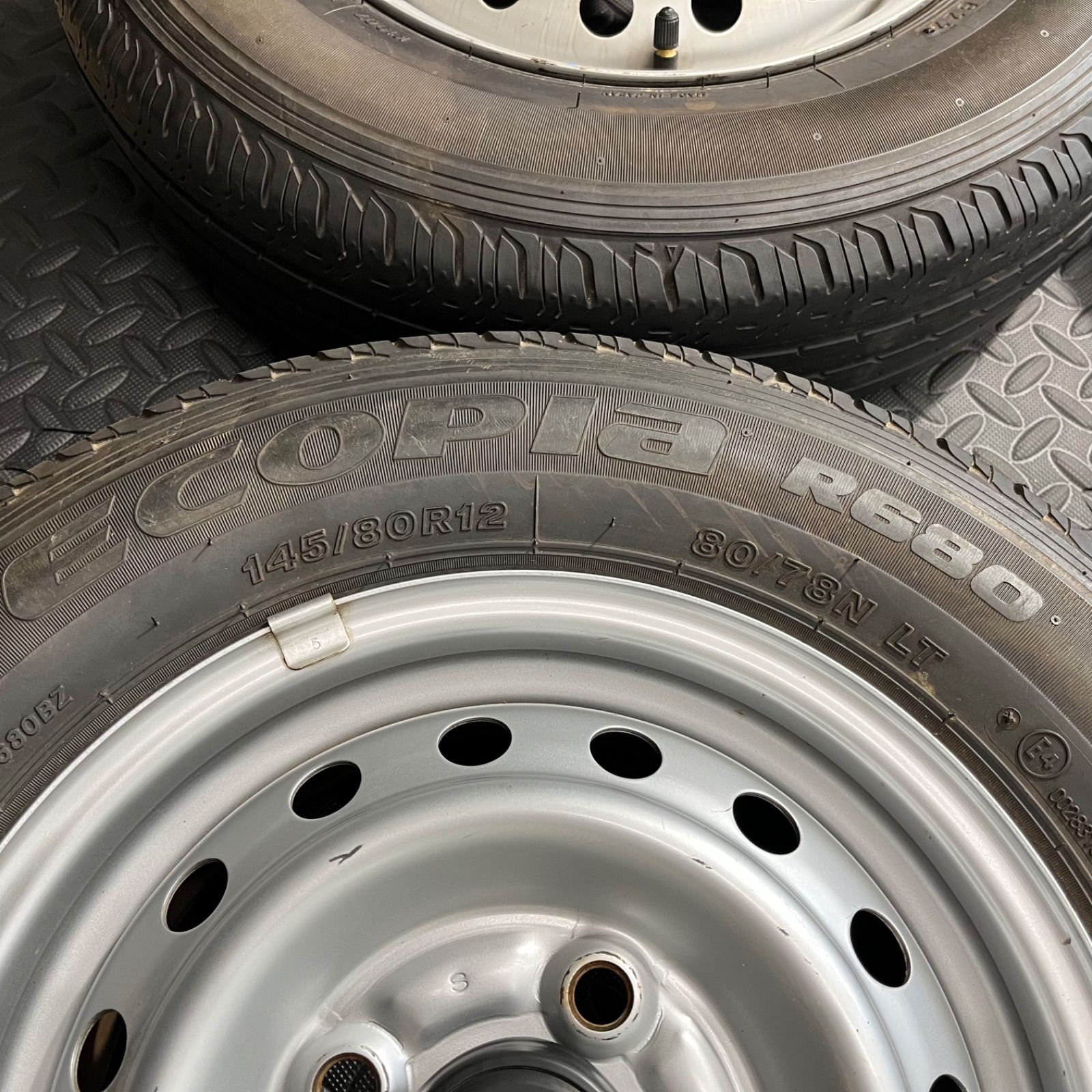 19 22年製 145 80R12 80 78N LT BS エコピアR680 キャリィ エブリィ 夏タイヤ サマータイヤ TRITUETUBI_COM