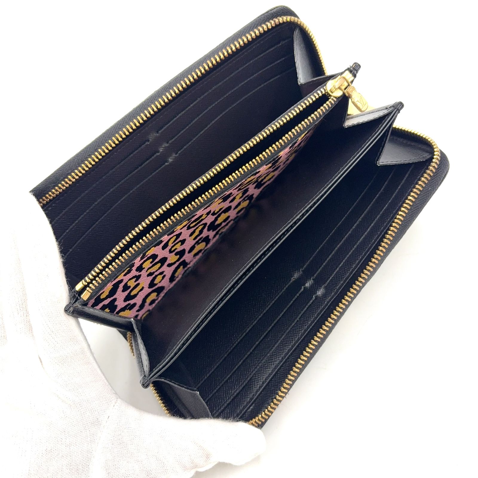現行 ヴィトン モノグラム ワイルドアットハート　ジッピーウォレット RFID LOUIS VUITTON ワイルドアットハート ジッピーウォレット