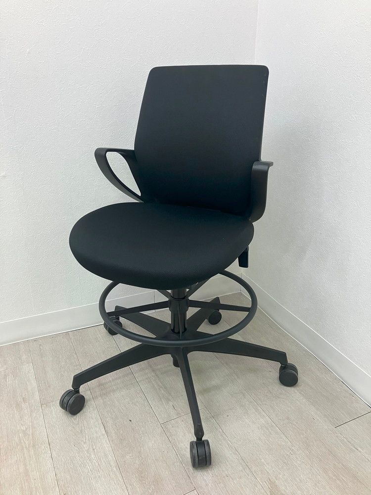 アウトレット品| 品 コクヨ 固定肘付ピコラチェア CR-FG530 ブラック