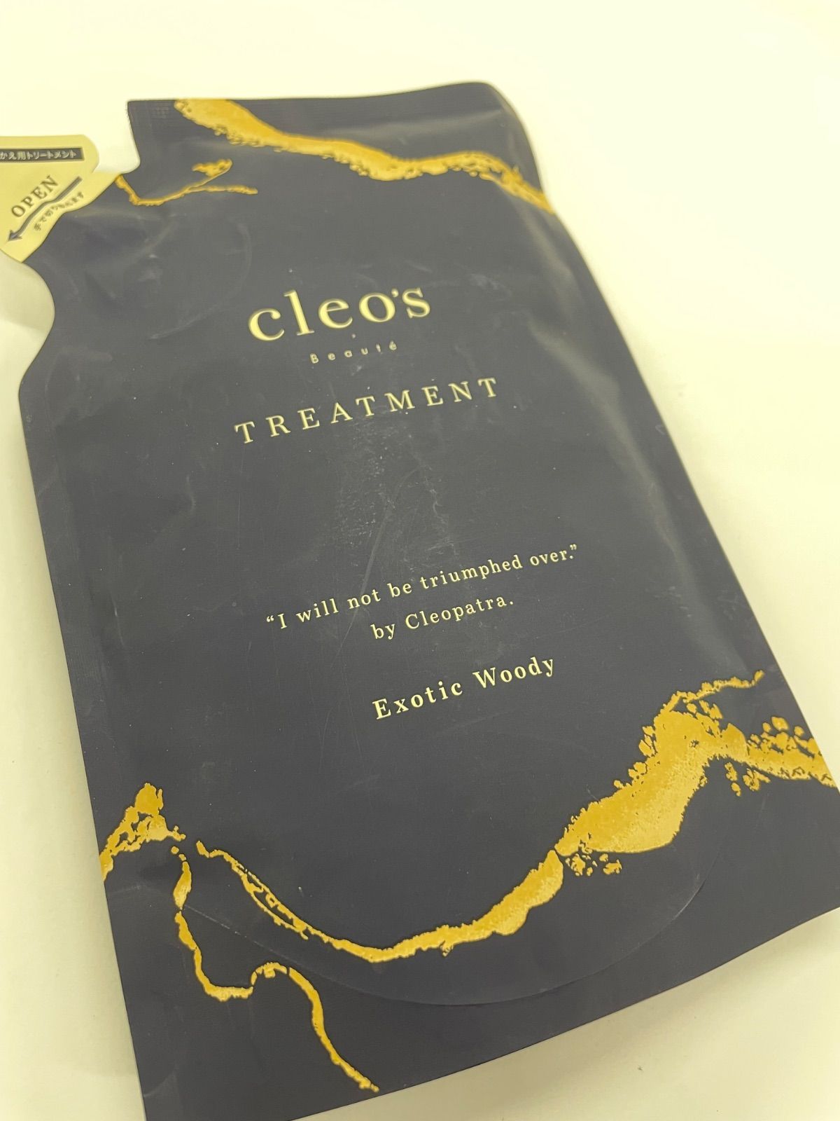 J2028 K cleo's クレオズボーテ エクストラモイストシャンプー