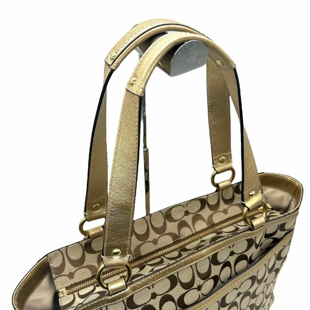 未使用級 1256 Coach トートバッグ シグネチャー キャンバス レザー 未使用級 1256 Coach トートバッグ シグネチャー キャンバス