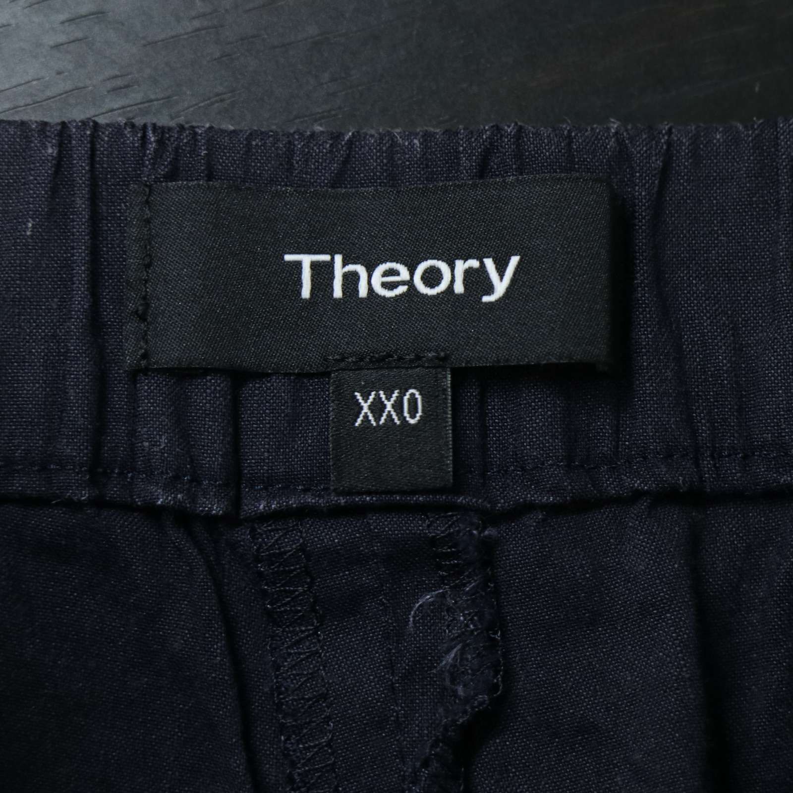 セオリーテーパードパンツ xxo 更に値下げ 新品 セオリーTheory テーパードパンツ XX0 ライトグレー