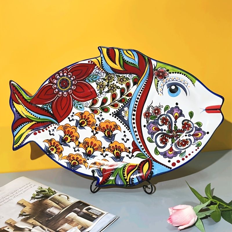 まる　3点 手描きアンダー釉セラミック魚の形のフルーツプレート、漫画のデザイン