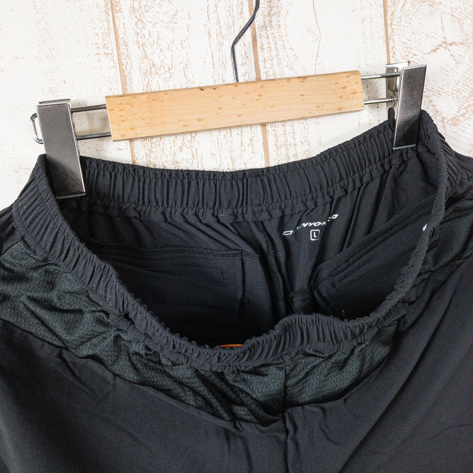 未使用保管品 ONYONE オンヨネ パンツ オンヨネ ONYONE スキーウェア 23-24 上下セット 上M パンツL