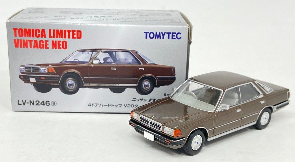 品質が完璧 TOMICA トミーテック LIMITED 4 グロリア ニッサン NEO VINTAGE ミニカー