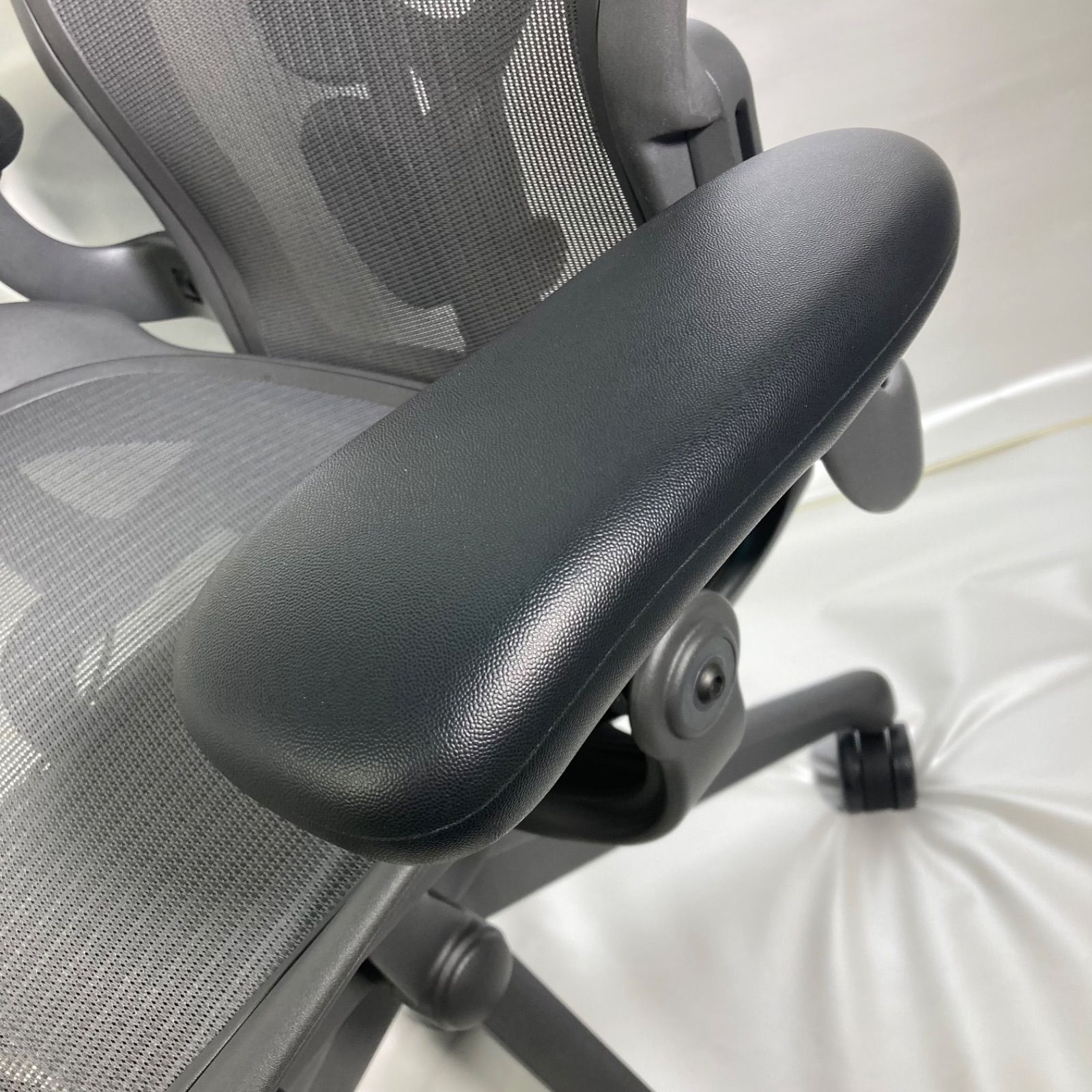 ハーマンミラー アーロンチェア