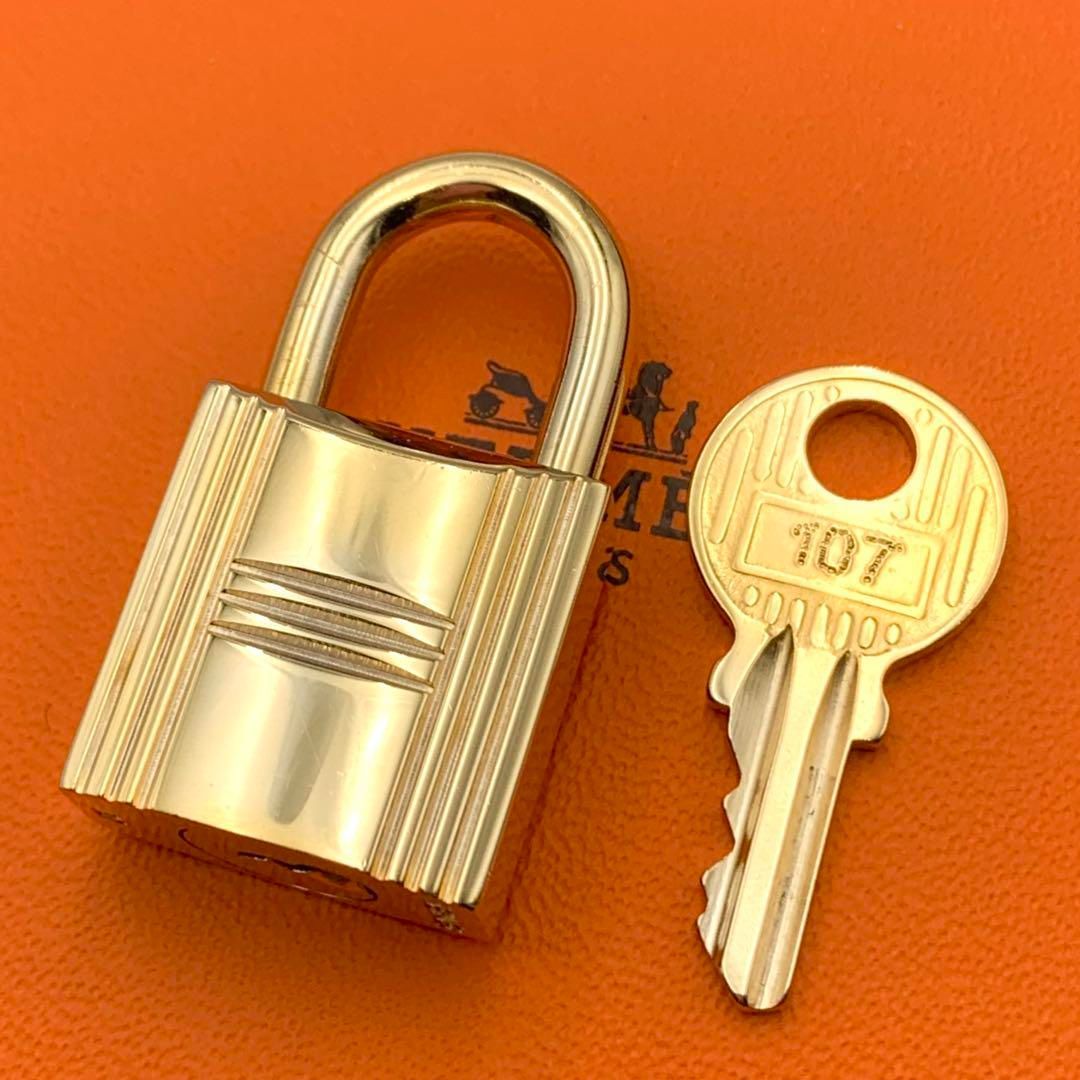 希少 HERMES エルメス カデナ パドロック No.107 鍵付き 楽天市場】HERMES エルメス カデナ パドロック 南京錠 No.102 鍵