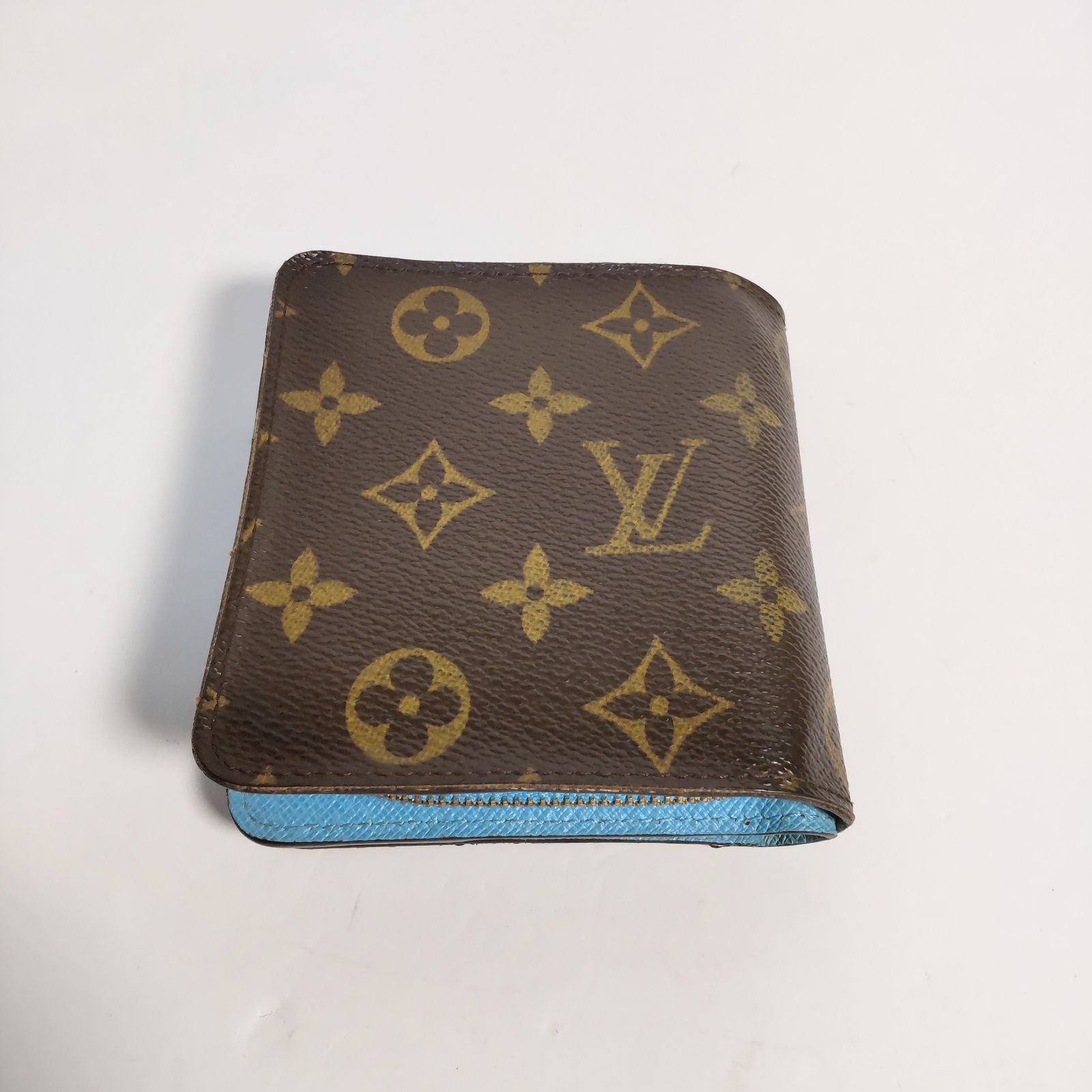 限定 ルイヴィトン モノグラム コンパクトジップ 折り財布 ブルー ベルボーイ 限定 ルイヴィトン モノグラム コンパクトジップ 折り財布