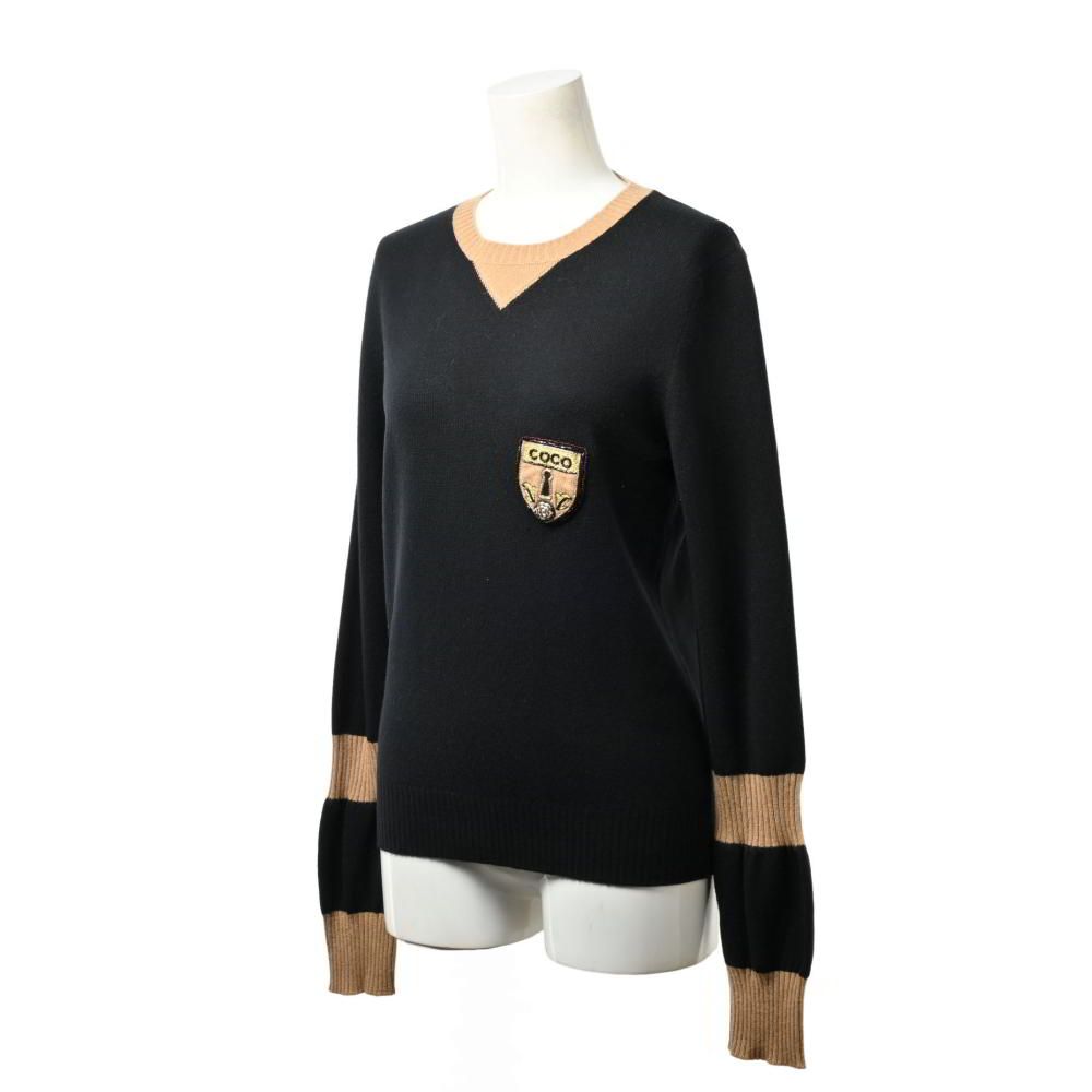 今日まで値下CHANEL黒カシミヤクリーニング済みセーター胸ロゴワッペン美品42 中古・古着通販】CHANEL (シャネル) ココマークワッペンクルー
