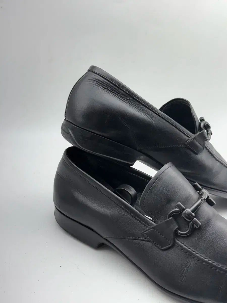 270 FERRAGAMO(フェラガモ) ガンチーニ ローファー 正規品 270 FERRAGAMO(フェラガモ) ガンチーニ ローファー 正規品