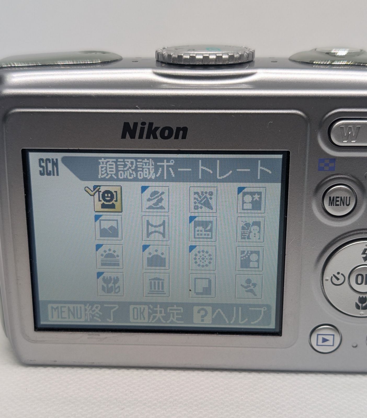 Nikon コンパクトデジタルカメラ COOLPIX P4 Amazon.com : Nikon Coolpix P4 8.1MP Digital Camera with 3.5x