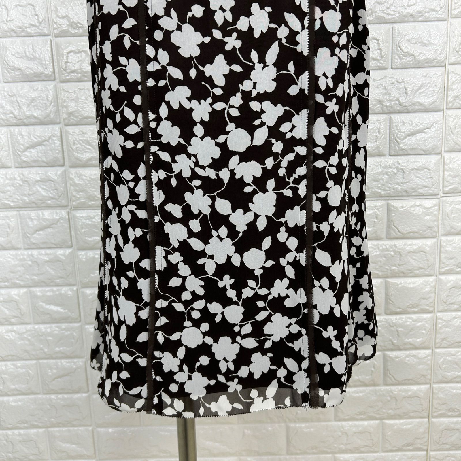 ☆値下げ交渉OK☆ TO BE CHIC トゥービーシック 38 ブラック 花