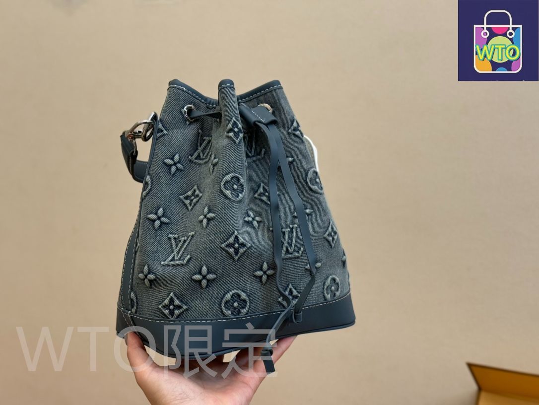 ブリーフケース