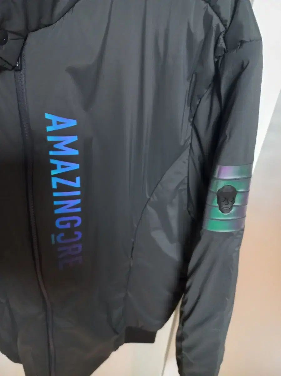 ブラック ダウン