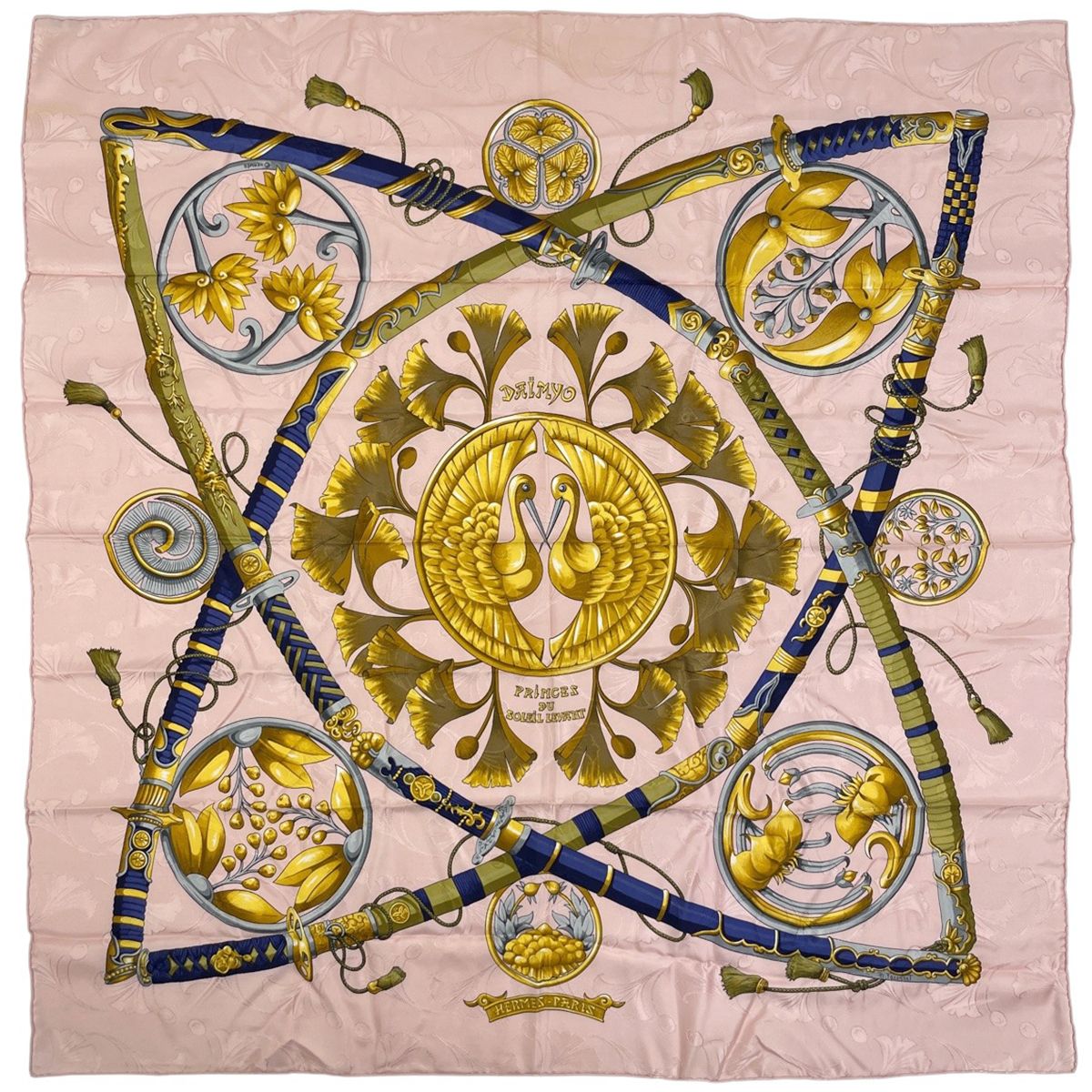 エルメス HERMES カレ 90 DAIMYO PRINCES DU SOLEIL LEVANT 大名 日出る国の皇子 家紋 スカーフ シルク ピンク マルチカラー レディース