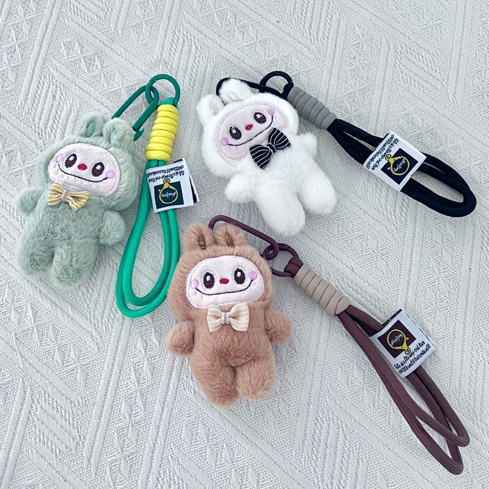 ラストワンセット　10色揃う！LABUBU ぬいぐるみキーホルダー全部揃えて Labubu(ラブブ) 翌日発送 ぬいぐるみ キーホルダー ラブブ 6体