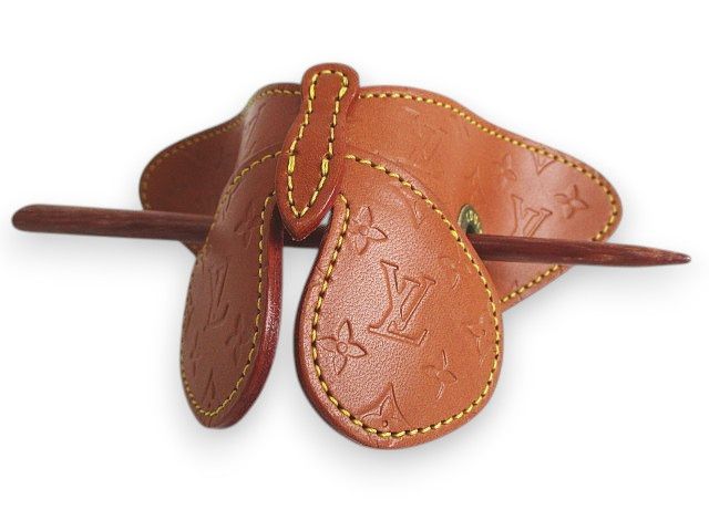 ルイヴィトン LOUIS VUITTON M92265 TH0032 バタフライ パピヨン  