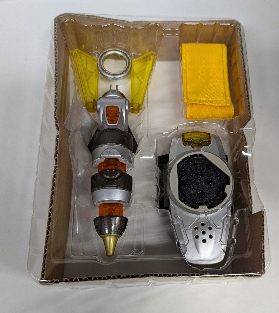 バンダイ 仮面ライダーカブト 変身ブレス ザビーゼクター 3 - メルカリ