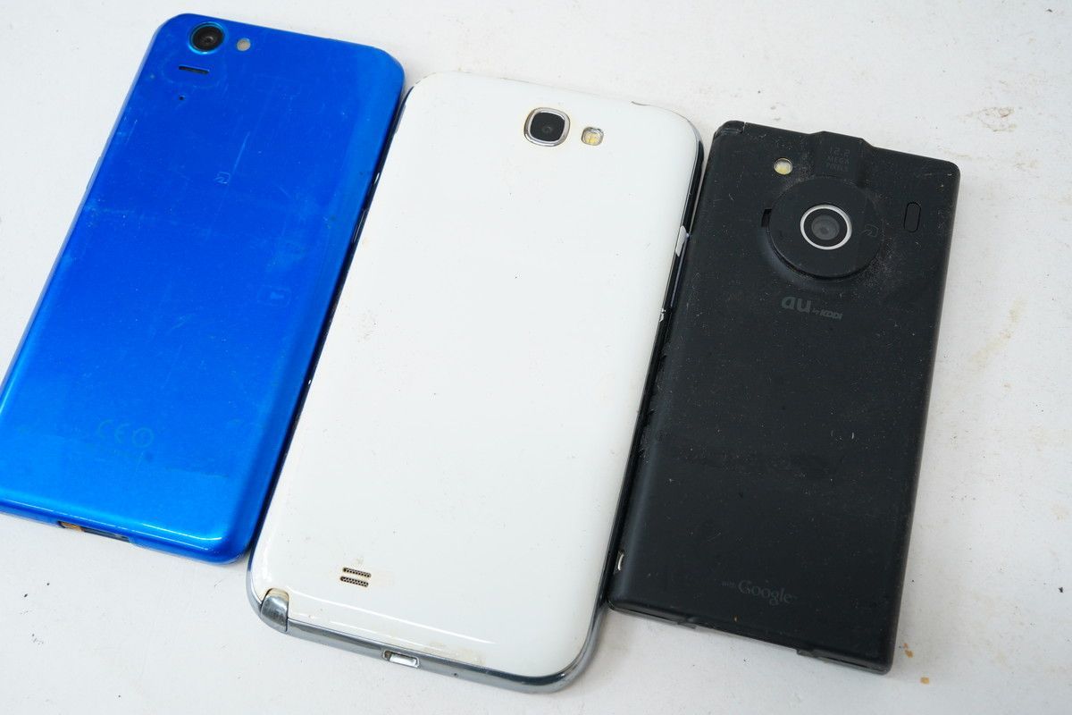 〈７台追加〉スマホ　タブレット　ガラケー　まとめ売り 8.568 △ 携帯電話 スマホ ガラケー 7台まとめ売り ジャンク品