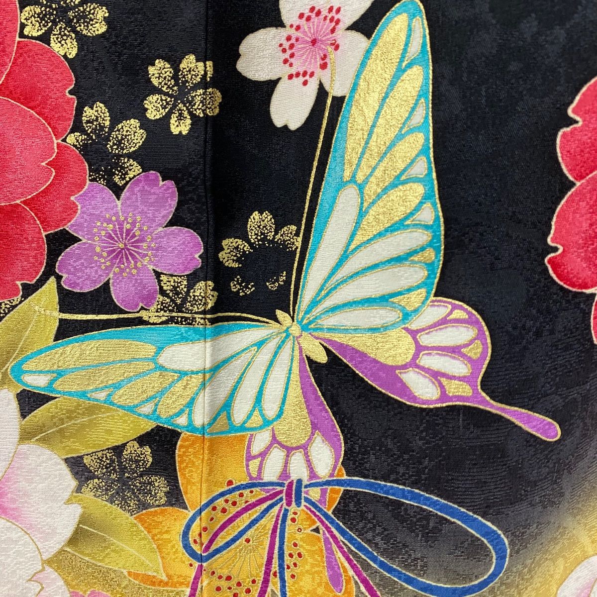 振袖 身丈161cm 裄丈67.5cm L 袷 蝶 桜 箔 金彩 黒 正絹 逸品