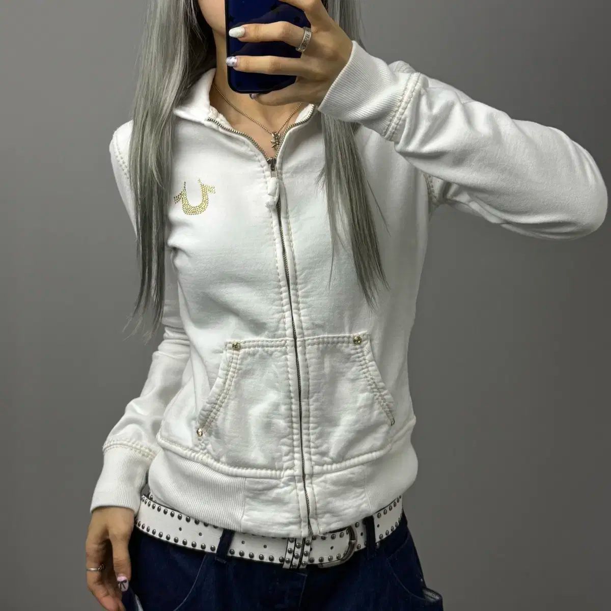True Religion フード付きパーカー TRUE RELIGION(トゥルーレリジョン) キュービック ステッチ