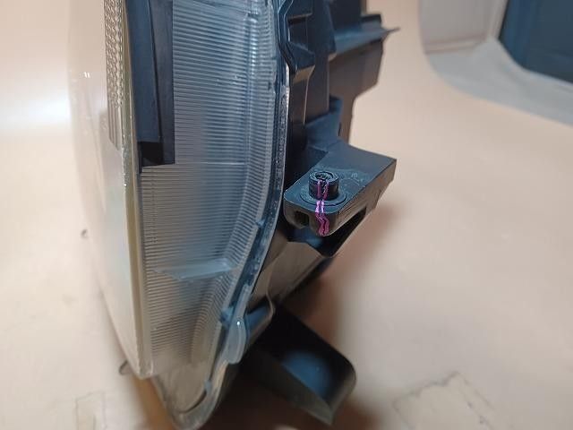 コーティング済 ヴォクシー ZRR70W 右ヘッドランプ・ヘッドライト Z 8  