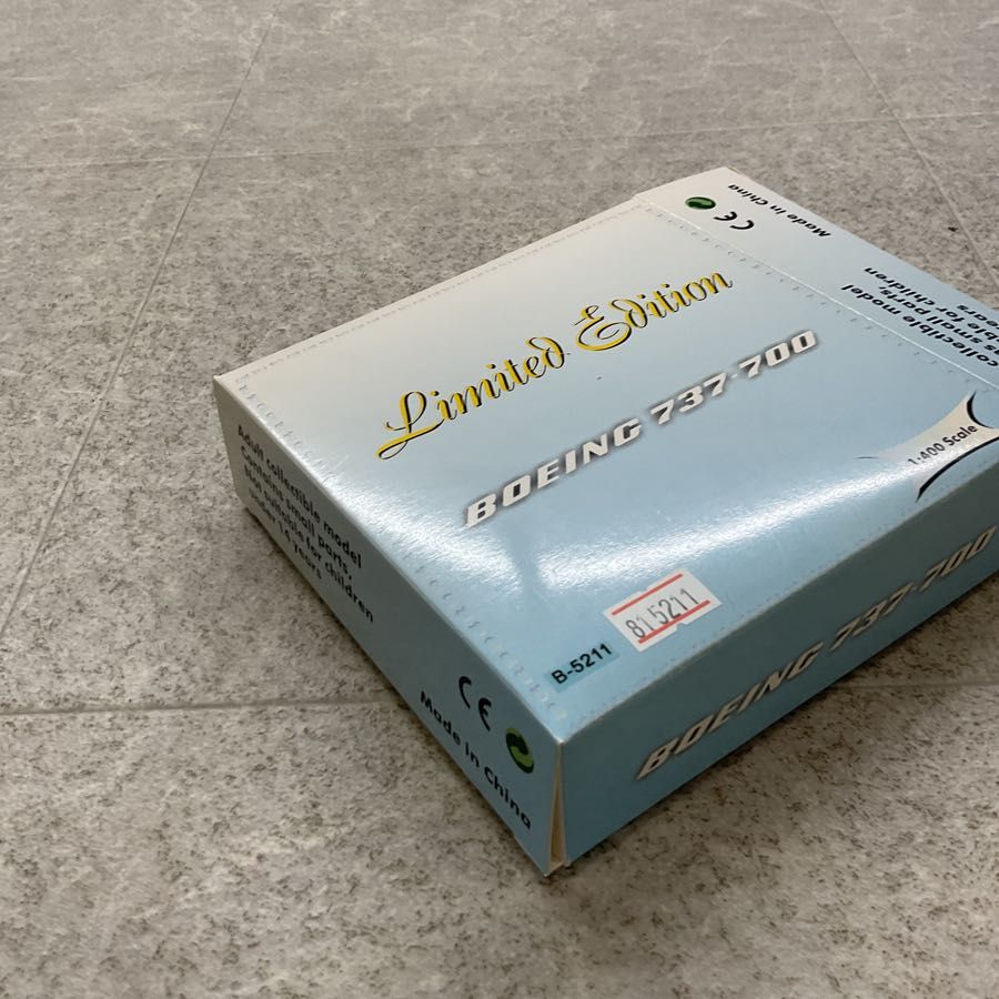 ボーイング BOING 1/400スケール 737-700 中国国際航空リミテッドエディション 飛行機 模型 ボーイング BOING 1/400スケール 737-700 中国国際航空