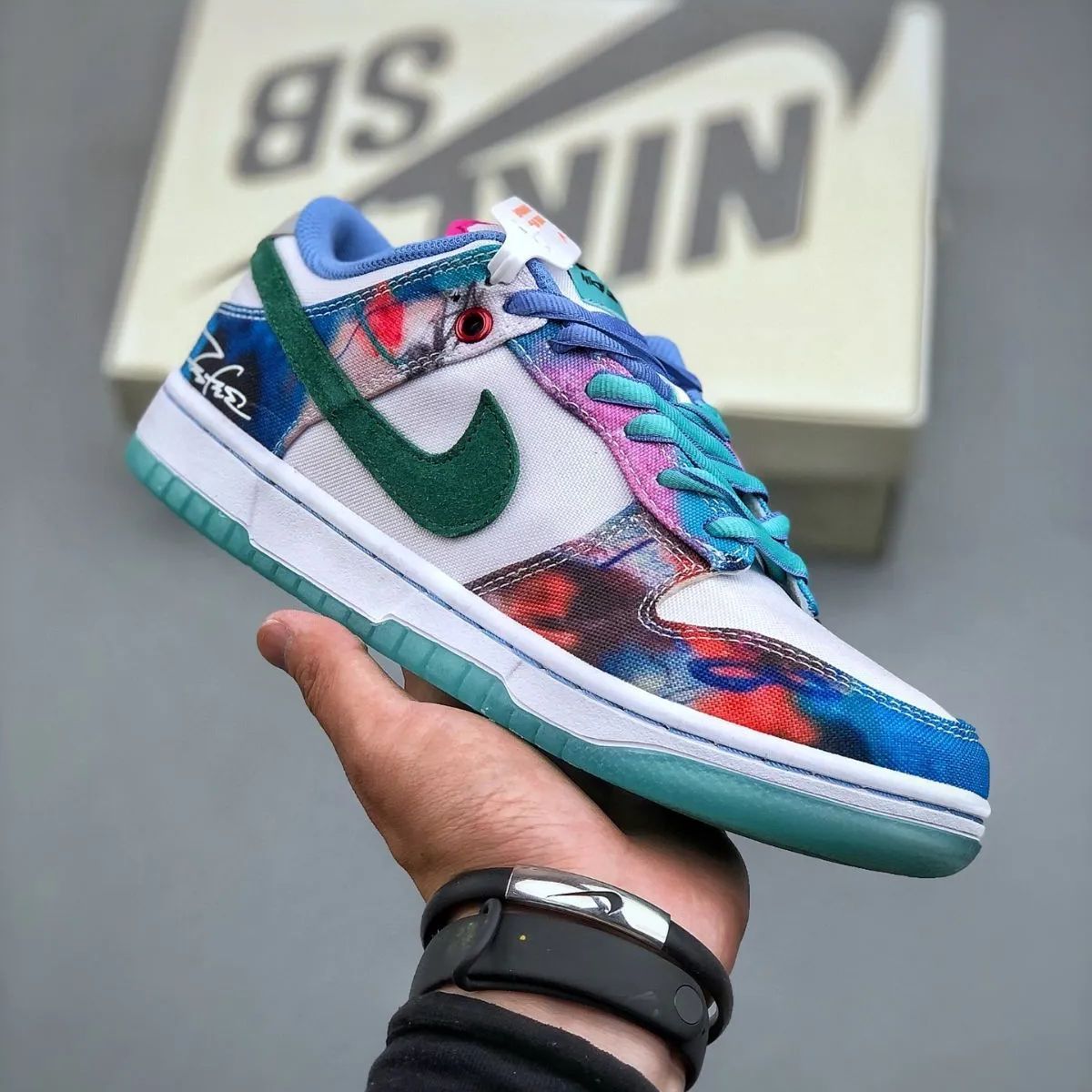 NIKE SB DUNK LOW OG QS Futura