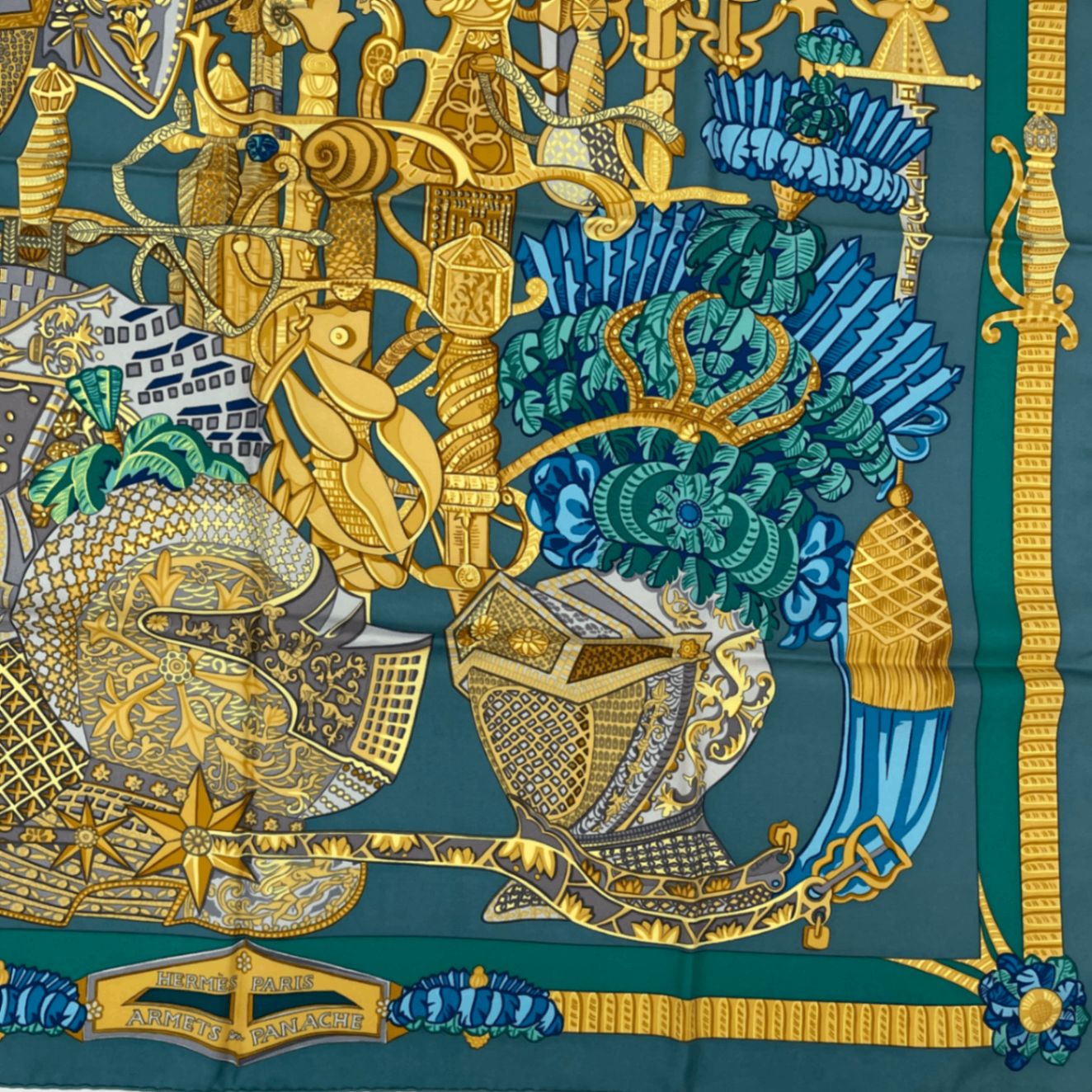 エルメス HERMES シルク スカーフ カレ90 ARMETS en PANACHE (羽飾りの兜) レディース ブルー系 ba03dm-rm05s18607
