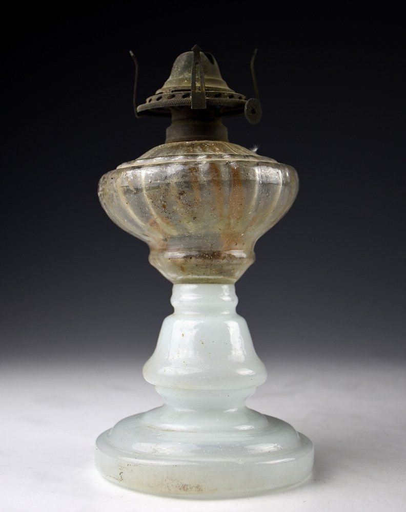 蔵A418d 古いオイルランプ台 古民家外し物 検 電傘 ランプシェード ランプホヤ