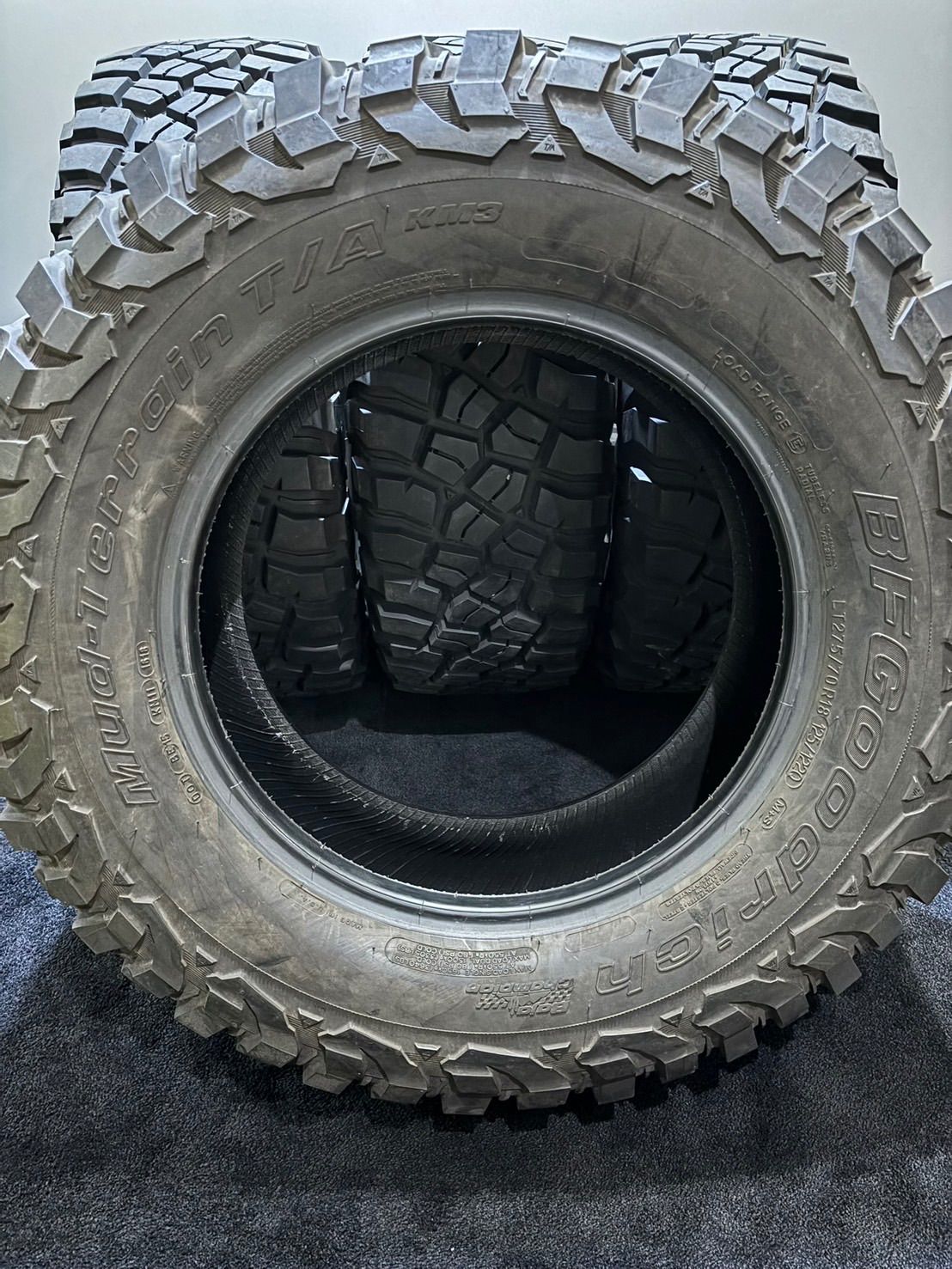 LT275|70R18