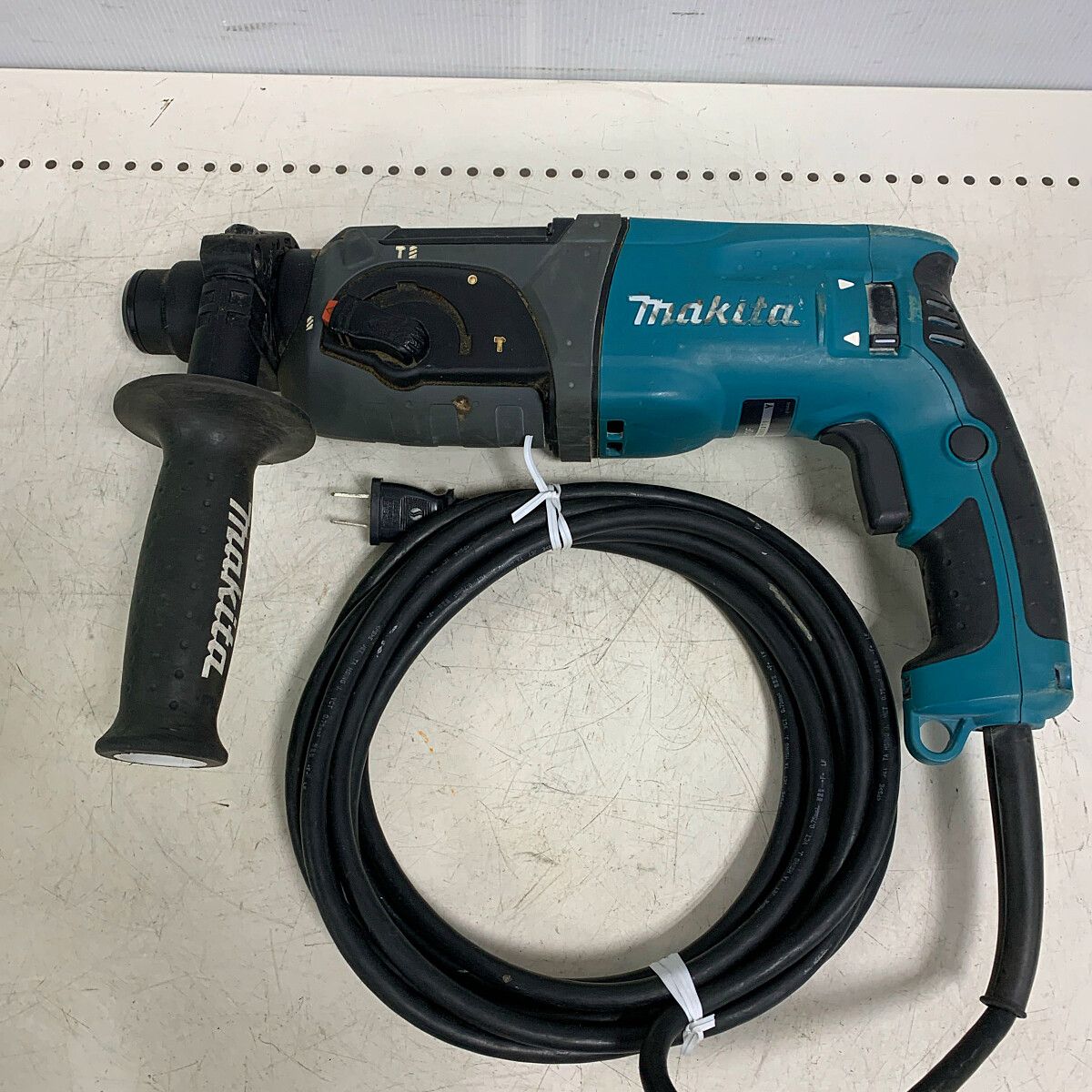 ♭♭MAKITA マキタ 24ｍｍ　ハンマドリル HR2470F