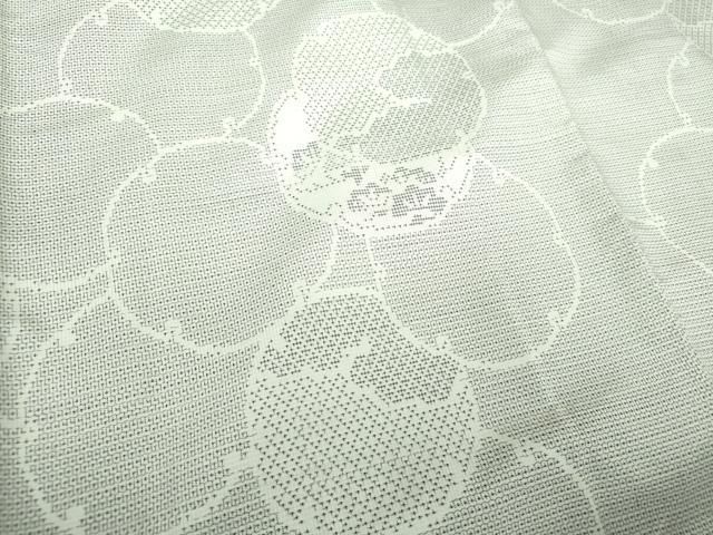 平和屋着物○本場大島紬 白大島 9マルキ 120亀甲 雪輪重ね松文 正絹